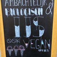 Organic vegan ice cream at La La Ijs in Amsterdam