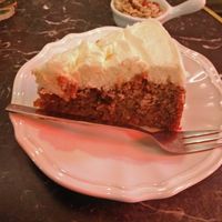 vegan caramel cake at Bombon in Madrid