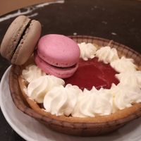 Lemon pie with merengue and steawberry jam & Macarons at Bombon in Madrid