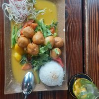 Mango Curry mit "Hänchen"Bällchen at Mom's Creation - Friedrichshain in Berlin