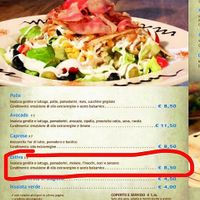 Vegan tasty salad at Il Birrificio di Como in Como