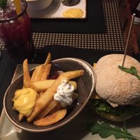 Lagune und Heidelbeer-Mojito at Peter Pane in Osnabrueck