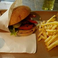 Vegan burger at Duke Burger - Lange Laube in Hannover