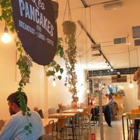 Vitrine at LEO Pancakes in Leuven