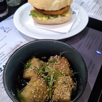 Vegan katsu burger en vegan agedashi tofu at Goed Proeven in Arnhem