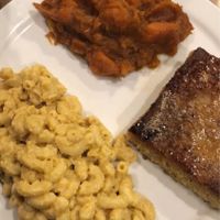 sweet potatoes, mac and cheese and corn bread at Trio Plant-Based in Minneapolis