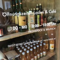 Opening hours. Serving breakfast and brunch   at Bilobi Laden & Cafe in Strobl