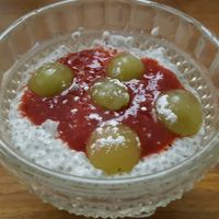 Chia grains and strawberry coulis at 66 Green Restaurant in Perigueux