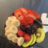 Açai bowl  at Leaves Cafe in Cotovia