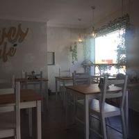 Leaves Cafe - Inside at Leaves Cafe in Cotovia