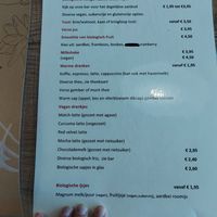 Taartjes en drankjes at Kringloop Twello in Twello