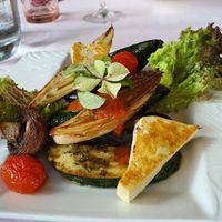 Vegan tofu and vegetables at Goya in Funchal