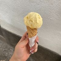 Gelado de maracujá at Ottavia Gelateria in Funchal