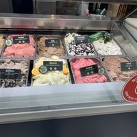 Different Vegan options at Paradis in Copenhagen