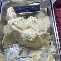 Vegan passion fruit sorbet at Paradis in Copenhagen