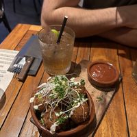   at Bar d'Henri in Antwerpen