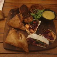 Third part of three tapas (samosas, meatballs and wraps) at Bar d'Henri in Antwerpen