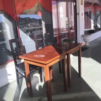 Some outside seating at Sabores da India in Alcobaca