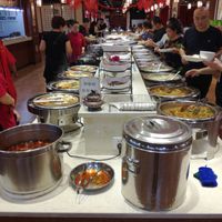 Big ass buffet - move fast! at Qiānhé Qīngxīn 谦和清心素食 - 星辰路 in Chengdu