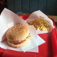 Очень приятная атмосфера,вкусная веганская еда. at Complex Burger in Moscow