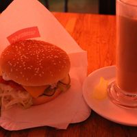 Chicken dream burger and latte at Complex Burger in Moscow