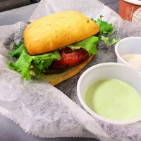 the meta burger on gluten free bun. it was tasty. a more meat like experience. pesto and ranch sauce on the side. i bet it'd be even tastier on a wheat bun, for those who prefer gluten bun. maybe i'll try that, next time at Meta Burger in Denver