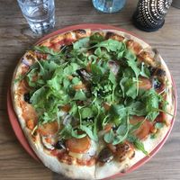 Vegan pizza at Systrakaffi in Kirkjubaejarklaustur