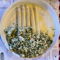 Asperges a la flamande at Groenendijk Weert in Weert