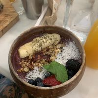 Bowl acai  at The Butcher's Daughter in Brooklyn