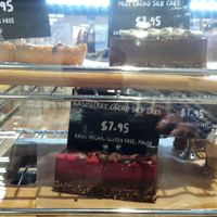 Raw vegan slices at Go Vita in Warwick