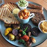 Full Highland Breakfast at Cafe Eighty2 in Drumnadrochit