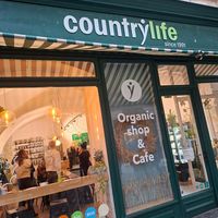  at Country Life in Prague