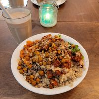 Green Protein Bowl at SLA - Oude Binnenweg in Rotterdam