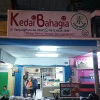 Front side at Kedai Bahagia in 