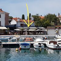 Location at King's Caffe in Malinska