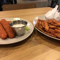 Buffalo “Chicken” and Sweetheart Fries at Veggie Grill by Next Level in El Segundo