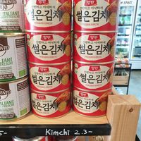 vegan kimchi..  cheaper than in supermarket down road at Vegan Space in Seoul