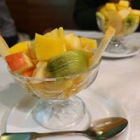 Fruit salad at La Reine de Saba in Paris