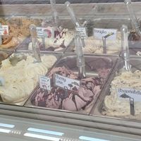 non-vegan flavors (but egg-free) at Punto Gelato in Caorle