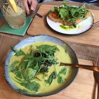Curry bowl and a toast at Okaeri in Gijon