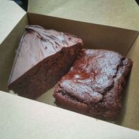 vegan chocolate cake and vegan brownie at Cafe Aina in Stirling