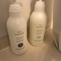 Vegan, cruelty free shampoo & conditioner at Vegan Minshuku Sanbiki Neko in Kyoto