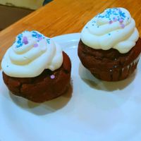 Cupcakes at Middle Way Cafe in Anchorage