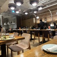 Nice setting   at Fresh Kitchen & Juice Bar in Toronto