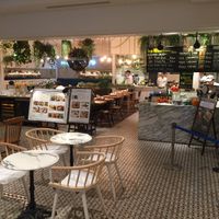 Seating (as seen from outside) at Mr. Farmer - Midtown Hibiya in Tokyo