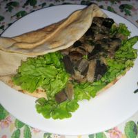 Aubergine/eggplant in pitta bread at Trevo Vegetariano in Rio De Janeiro