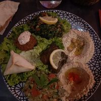 L'assiette végétalienne ! at Beyrouth in Poitiers