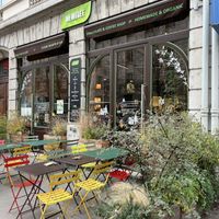   at Newtree Café in Lyon