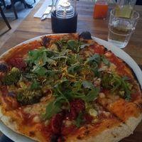 Broccoli pizza at Plads'n in Copenhagen