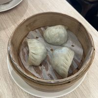 Steamed bok choy dumpling  at Hi-Lai Vegetarian 漢來蔬食 in Taipei